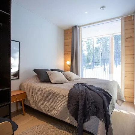 Ylellinen Hirsihuvila Yllaesjaervellae Villa Yllasjarvi